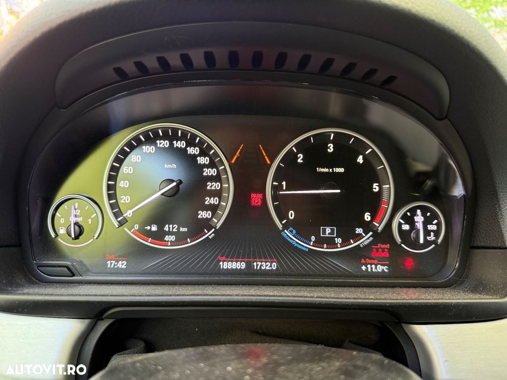 BMW Seria 5 525d xDrive AT - 5