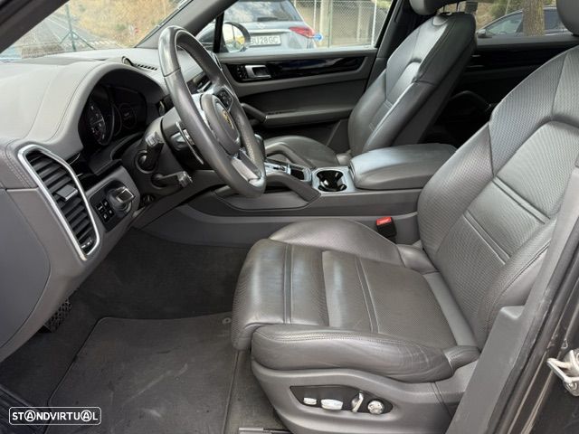 Porsche Cayenne E-Hybrid Tiptronic S - 18