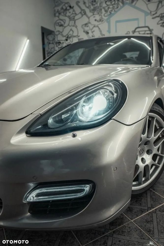 Porsche Panamera Turbo S PDK - 3