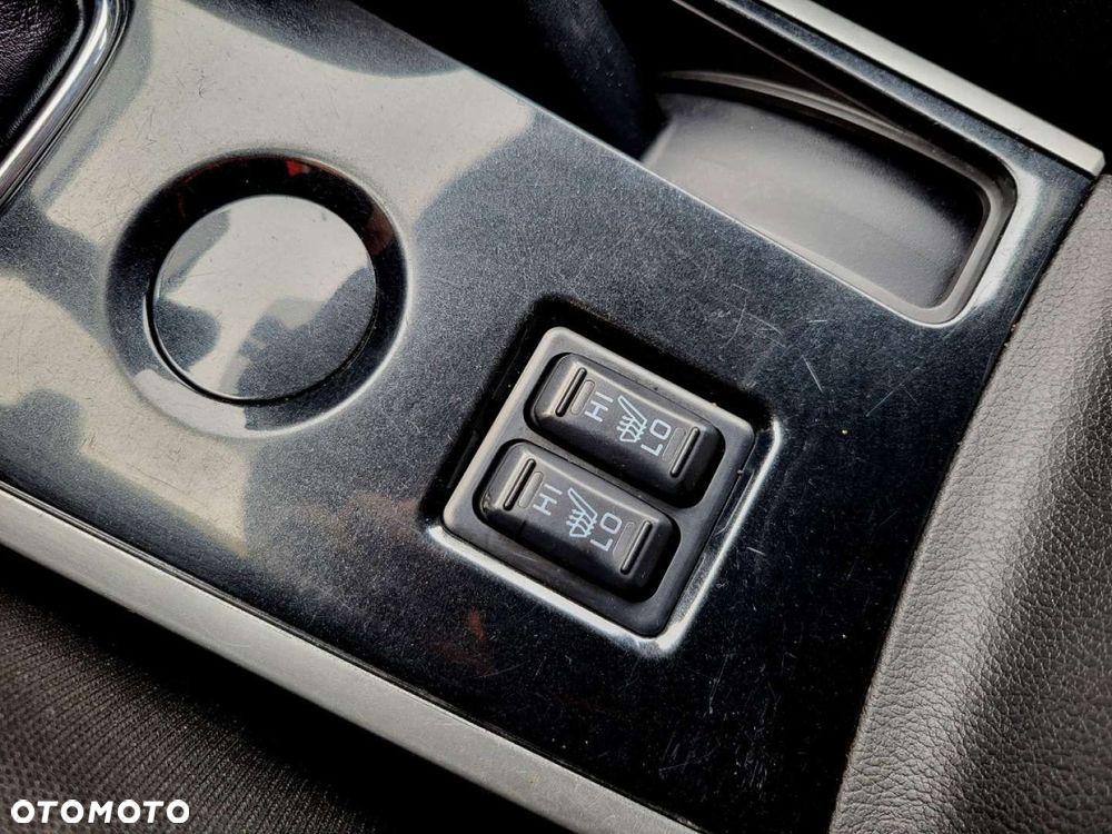 Mitsubishi Outlander - 30
