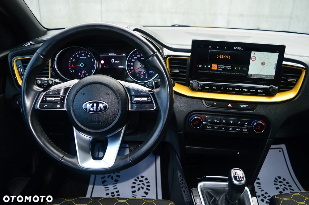 Kia XCeed 1.4 T-GDI OPF PLATINUM EDITION - 17