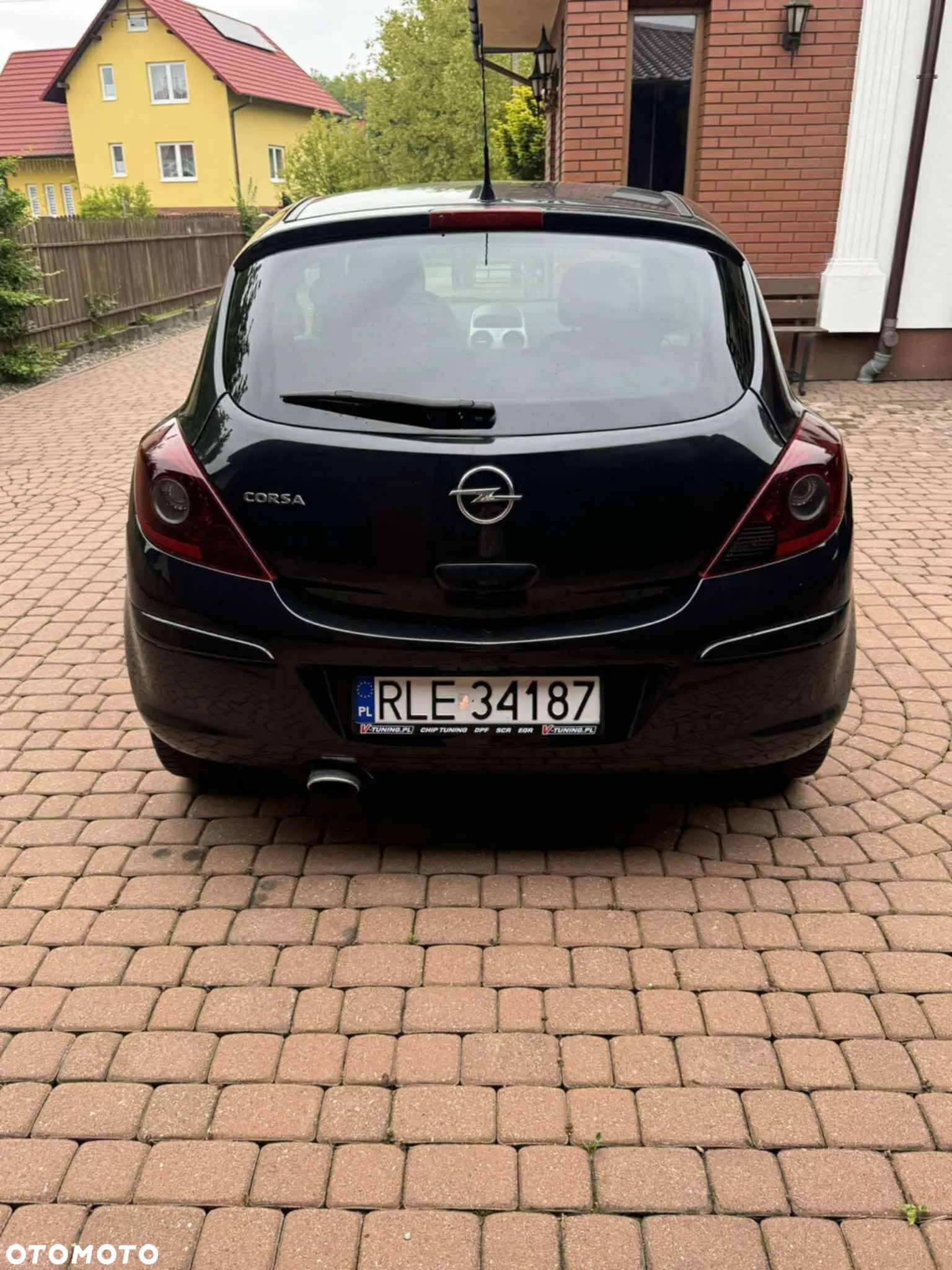 Opel Corsa 1.2 16V Cosmo - 4