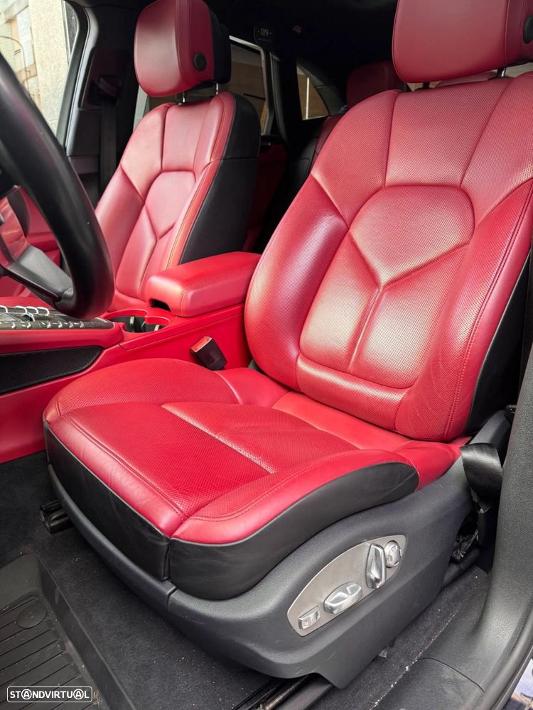 Porsche Macan Turbo Performance Package - 17