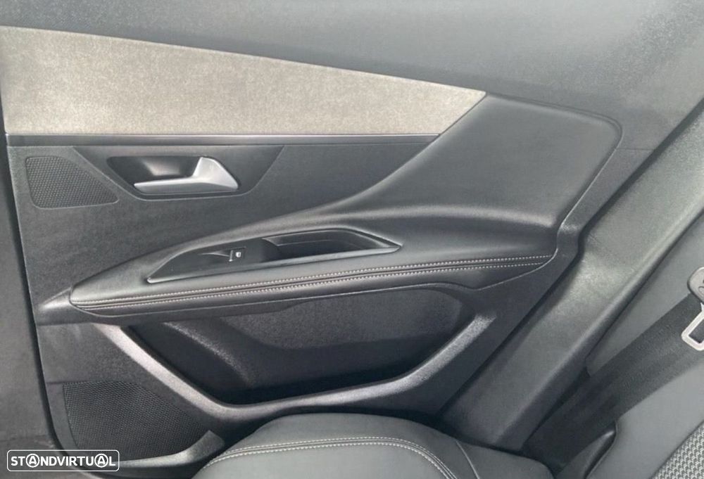 Peugeot 3008 225 e-EAT8 GT Pack - 24