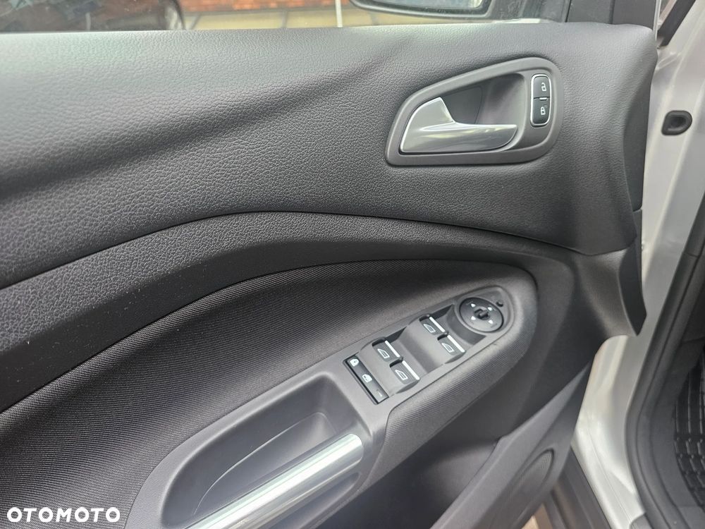 Ford Grand C-MAX - 14