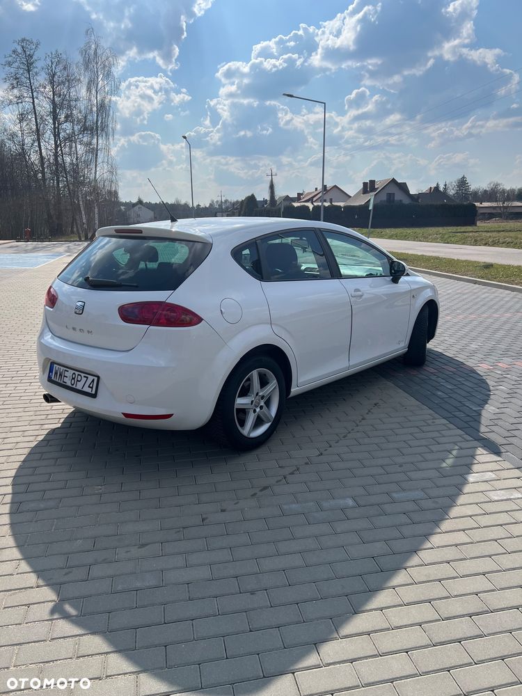 Seat Leon 1.6 TDI Ecomotive Reference - 4