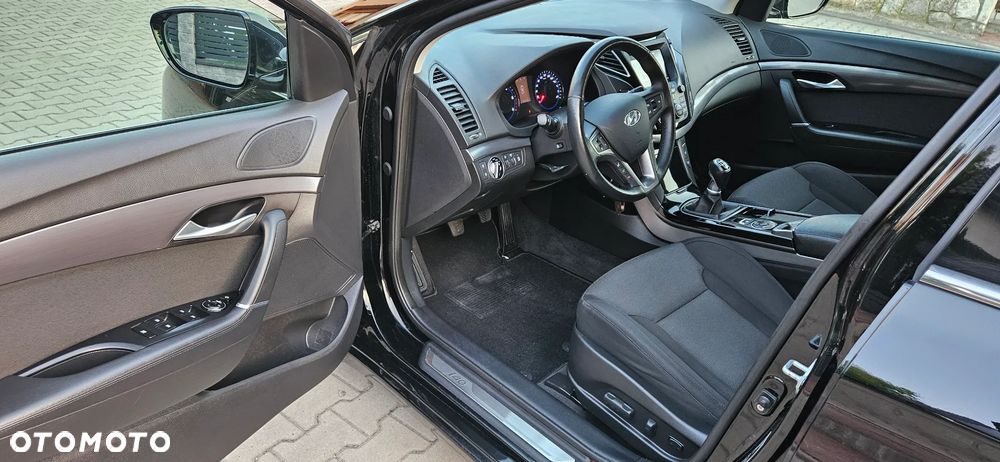 Hyundai i40 Kombi blue 1.6 CRDi Space Plus - 15