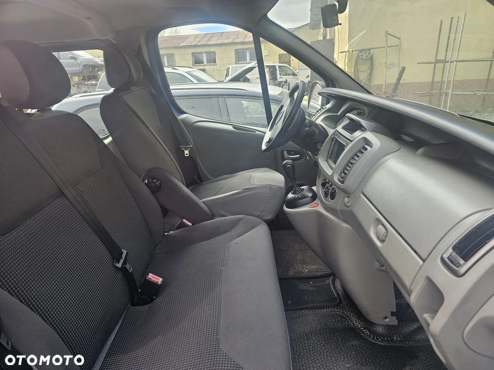 Opel Vivaro - 4