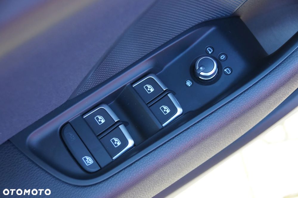 Audi A3 Sportback 2.0 TDI (clean diesel) quattro S tronic Attraction - 25