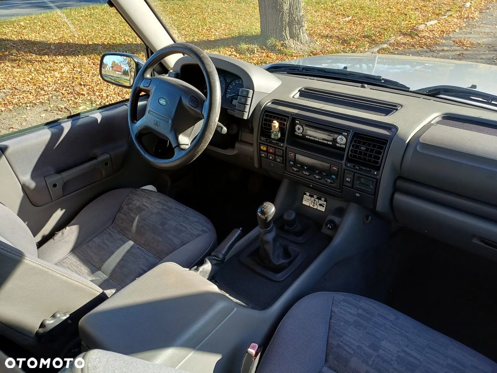 Land Rover Discovery - 8
