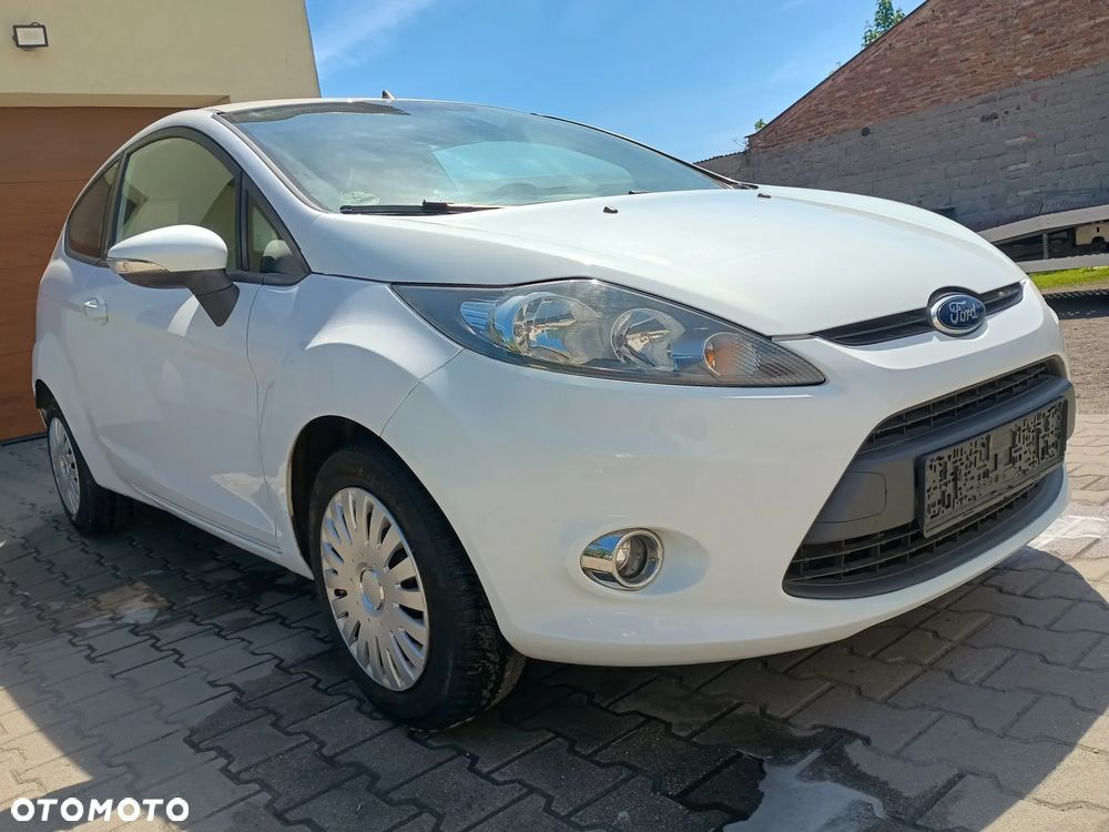 Ford Fiesta - 10