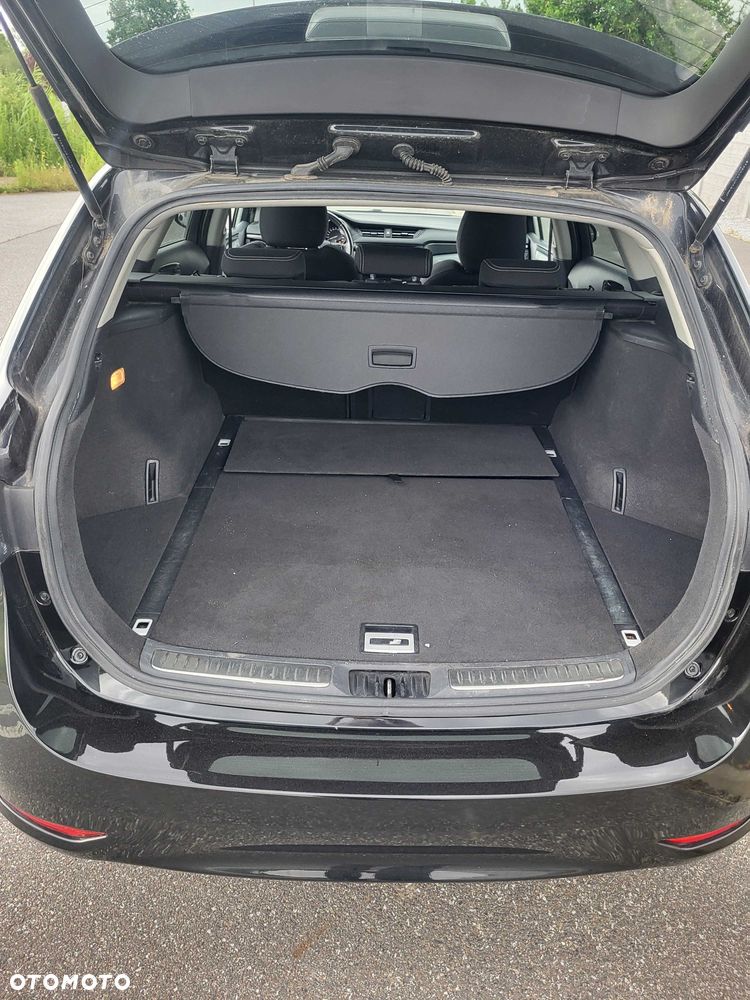 Toyota Avensis - 6