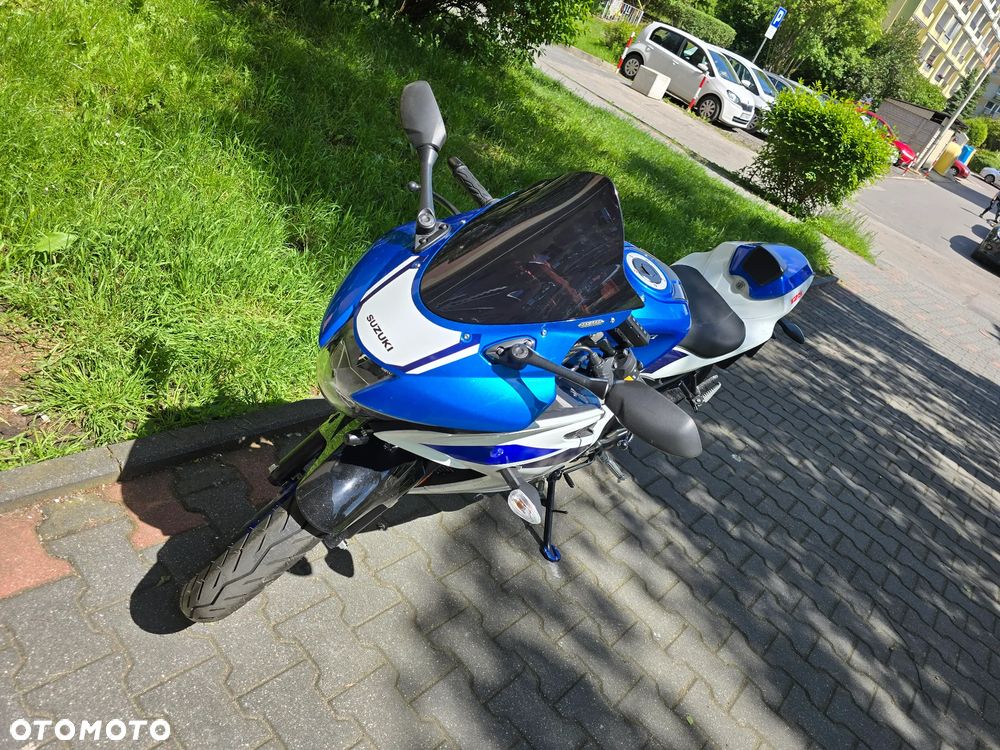 Suzuki GSX-R - 2
