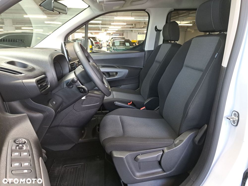 Toyota Proace City Verso 1.5 D-4D Business - 12