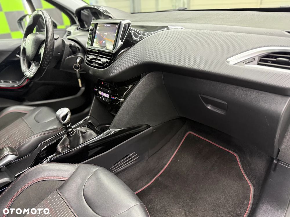 Peugeot 2008 PureTech 130 Stop&Start GT-Line Edition - 19