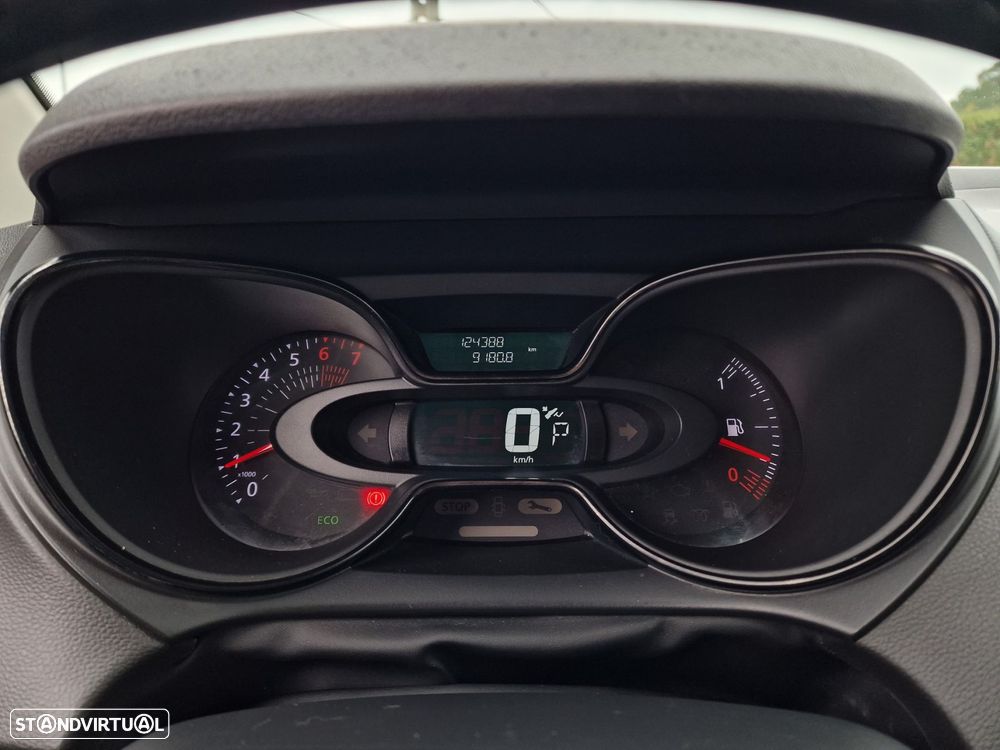 Renault Captur 1.2 TCe Exclusive EDC - 22
