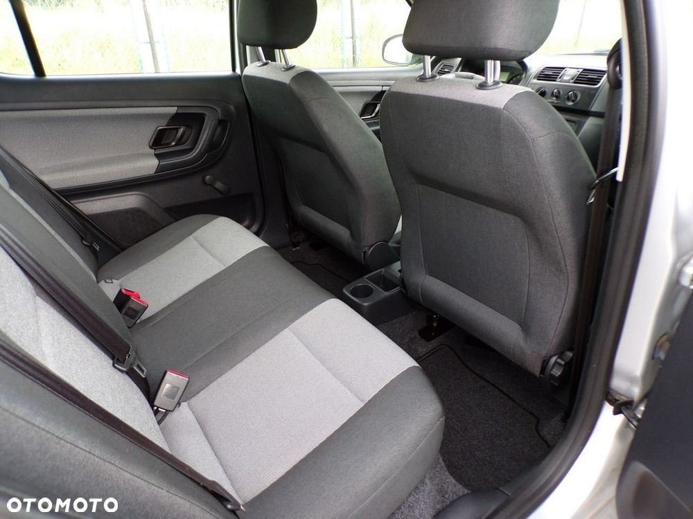Skoda Fabia 1.2 HTP Fresh - 27