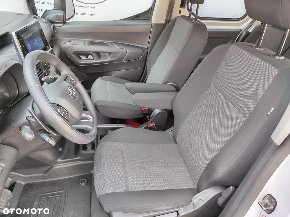 Toyota Proace City - 13
