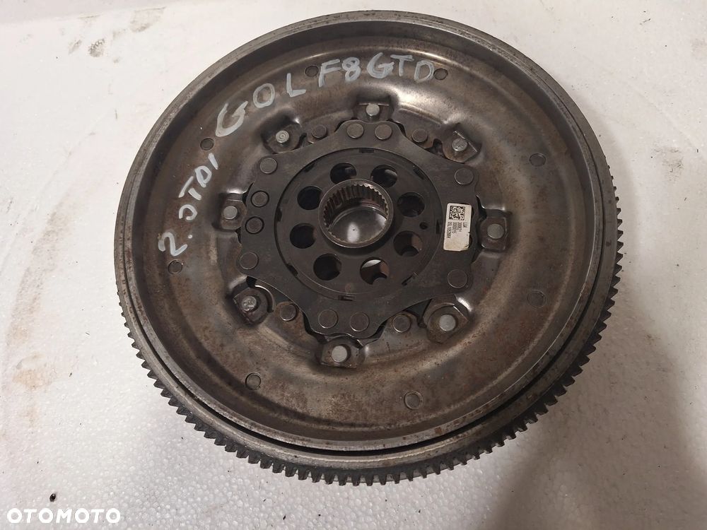 SKODA VW KOŁO DWUMASOWE SPRZĘGŁO 05L105266K - 1