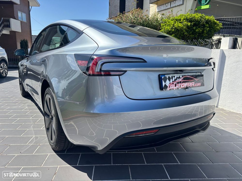 Tesla Model 3 Tração Traseira Premium - 24