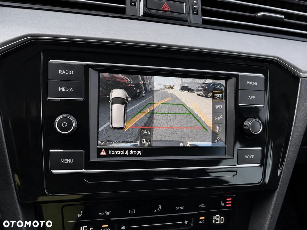 Volkswagen Passat 1.5 TSI EVO Elegance DSG - 8