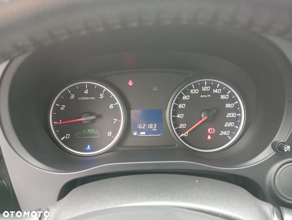 Mitsubishi Outlander 2.0 Invite + 2WD - 10