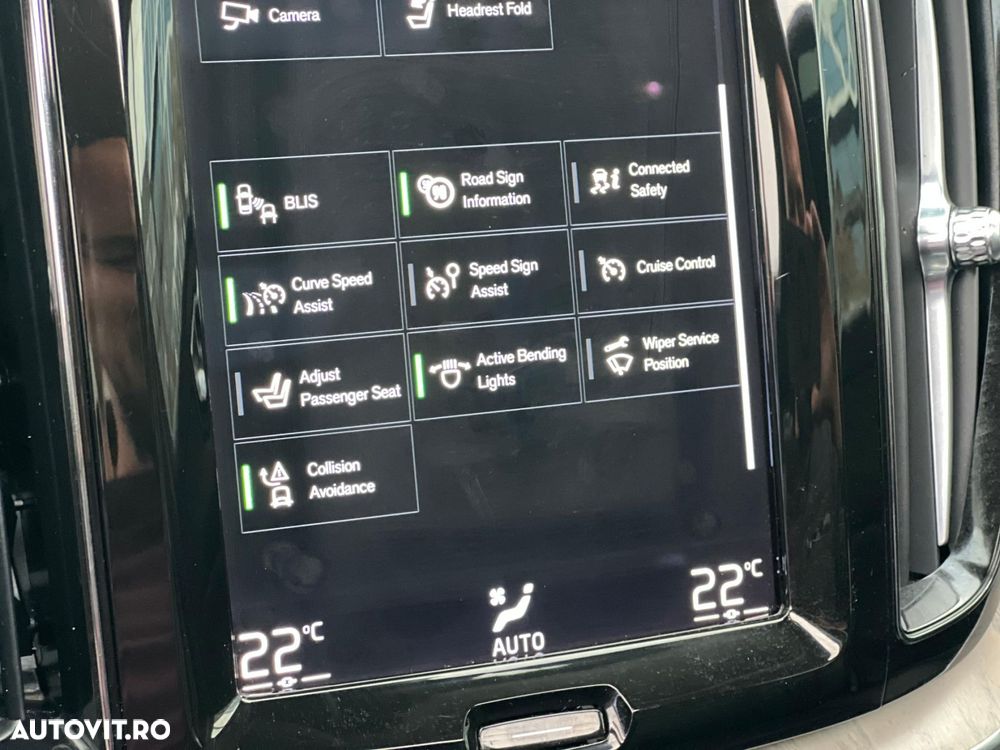 Volvo XC 60 Recharge T6 AWD AT Core - 26