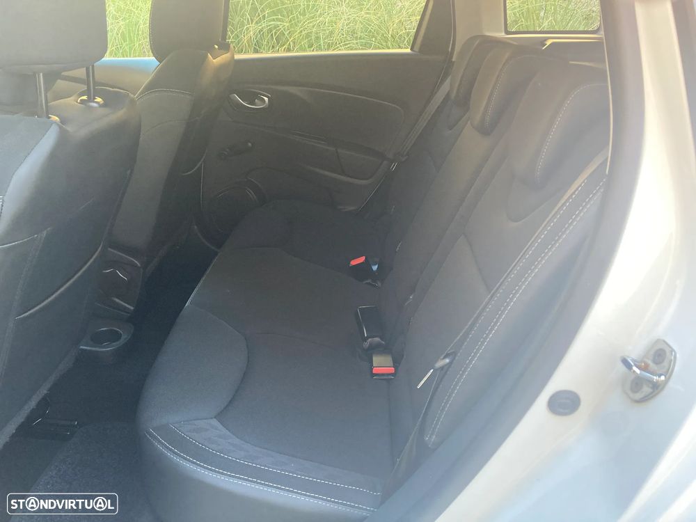 Renault Clio Sport Tourer 1.5 dCi Limited - 27