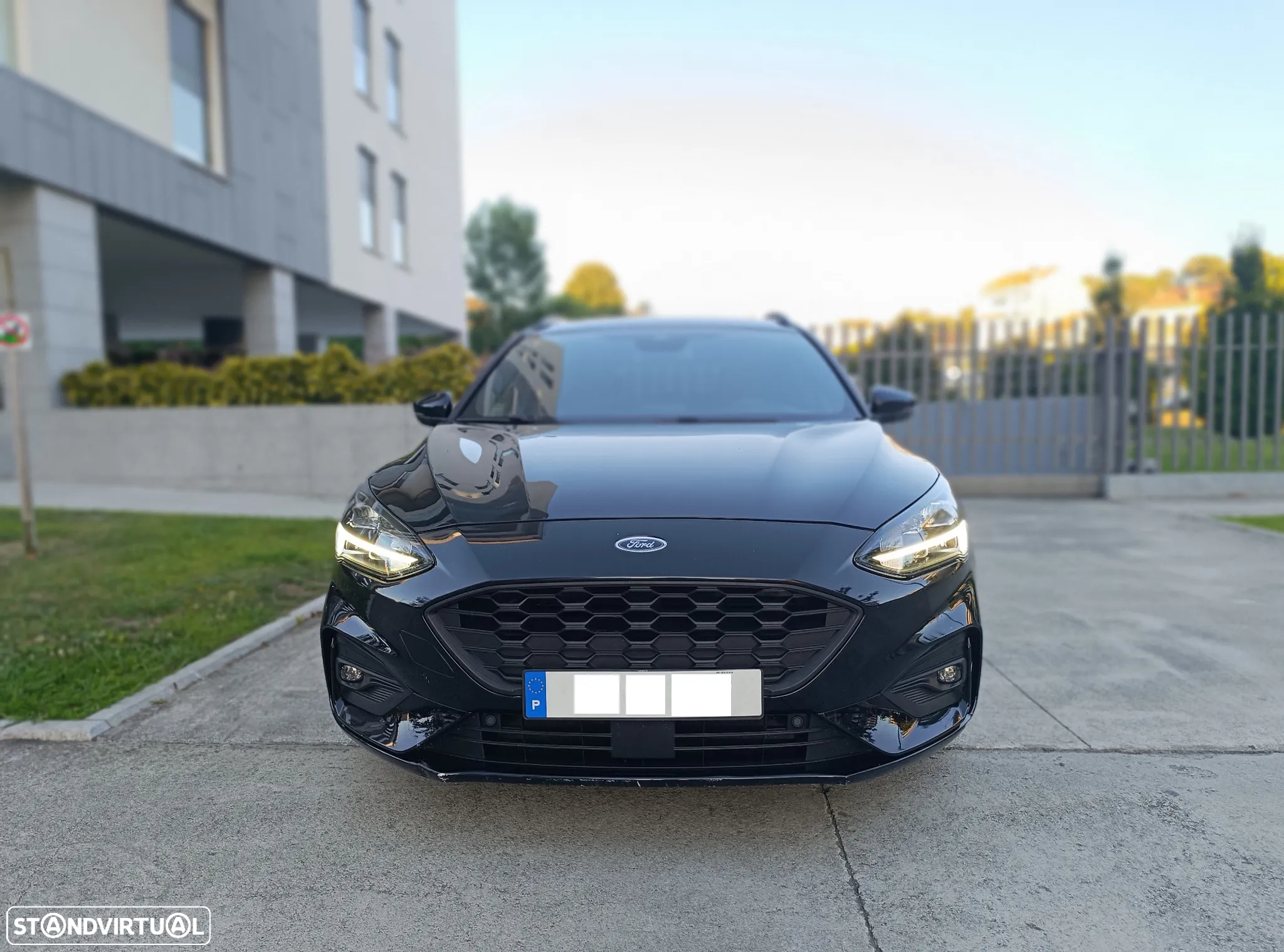 Ford Focus SW 1.0 EcoBoost MHEV ST-Line X - 9