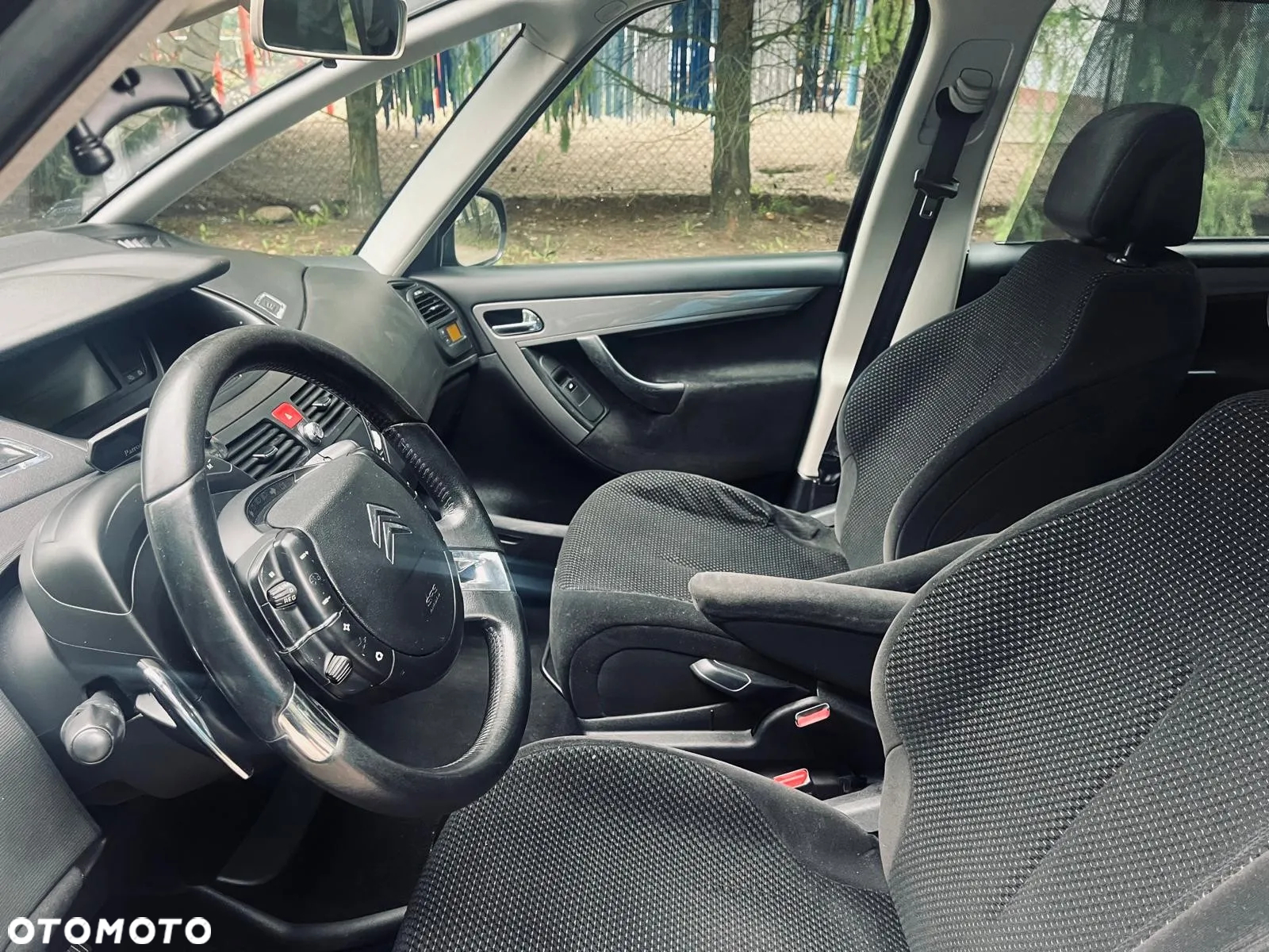 Citroën C4 Picasso 1.6 HDi FAP 7-Sitzer ESG6 Exclusive - 8