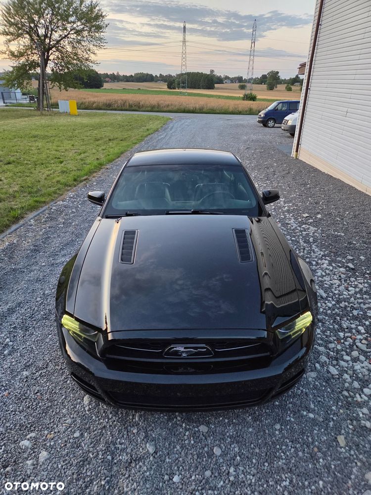 Ford Mustang - 2