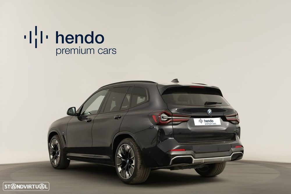 BMW iX3 M Sport Impressive - 4