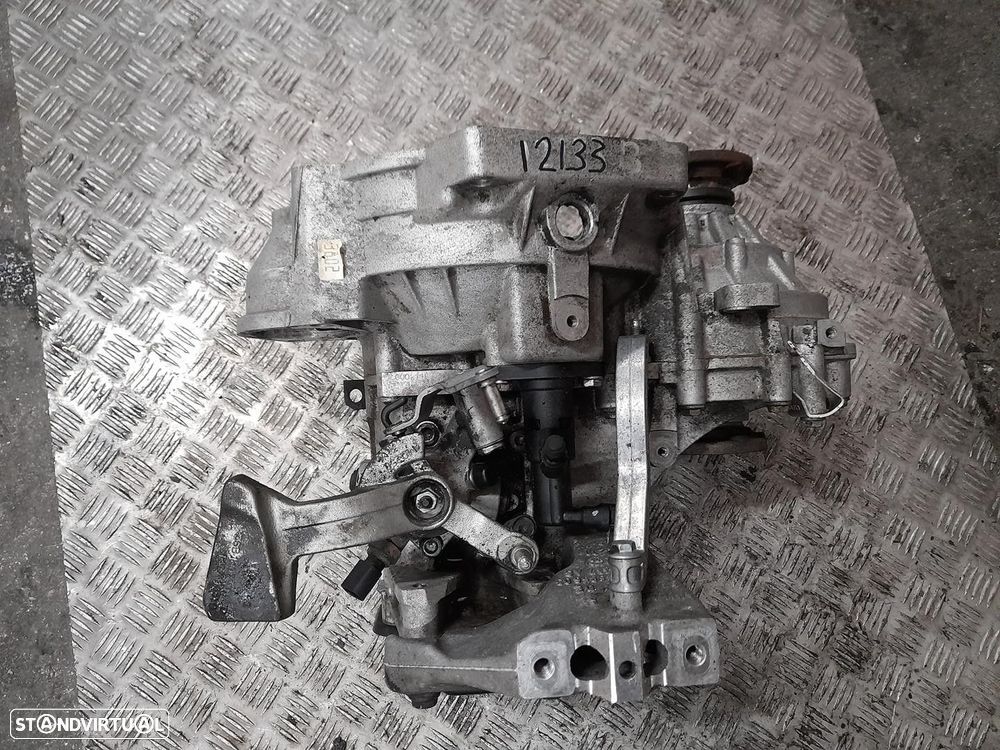 CAIXA VELOCIDADES VOLKSWAGEN GOLF V 2004 -GQQ - 11