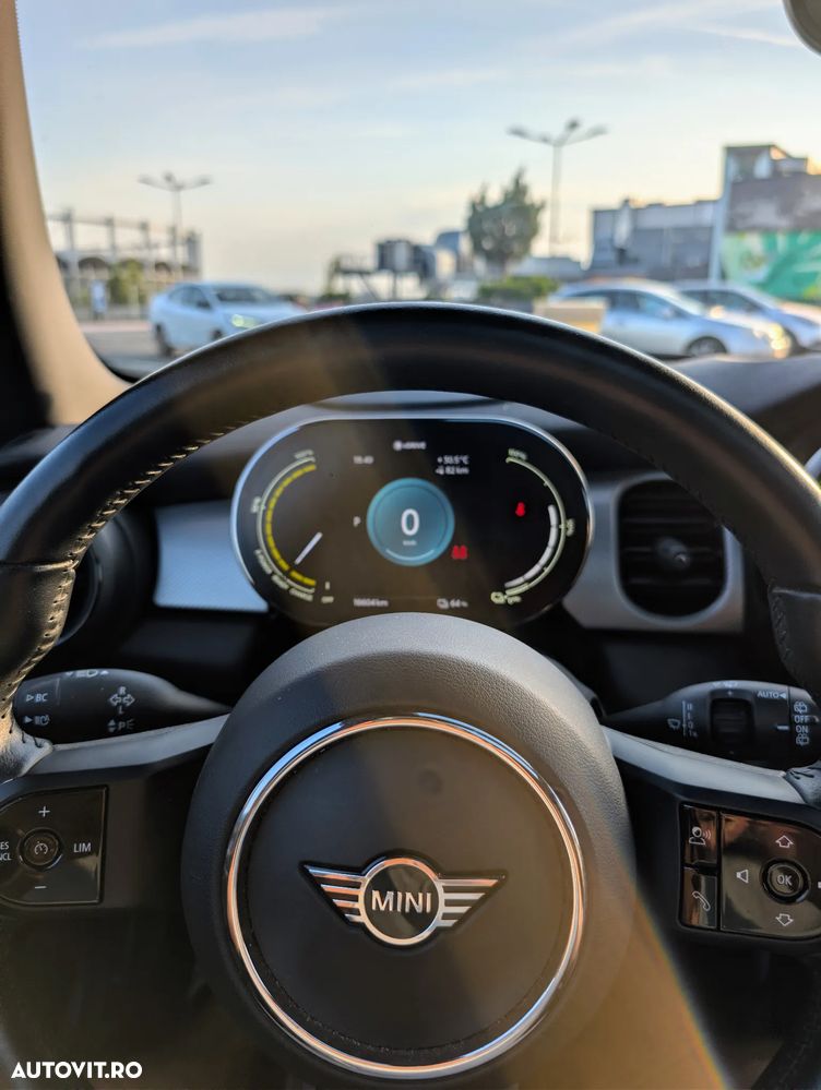 Mini Cooper SE - 13