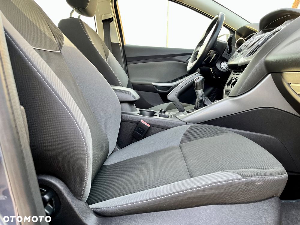 Ford Focus 1.6 TI-VCT Champions Edition - 15