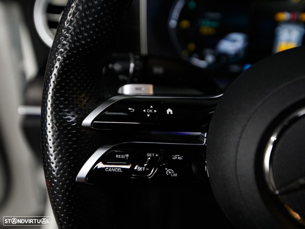 Mercedes-Benz E 300 de AMG Line - 15