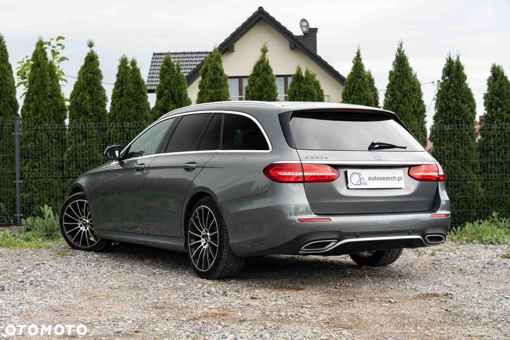 Mercedes-Benz Klasa E - 7