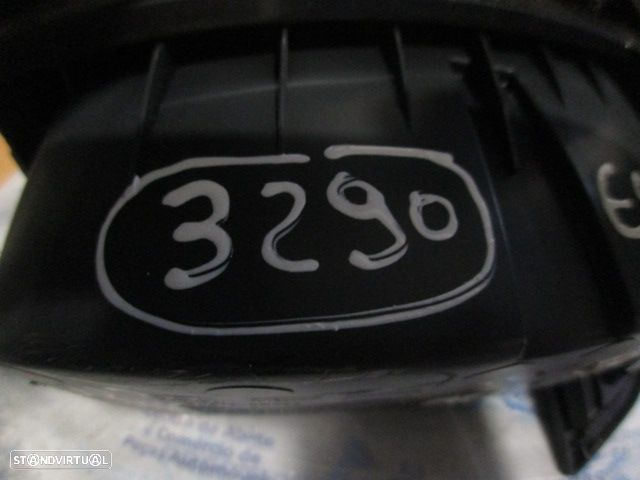 Grelha Friso 846033Z240 HYUNDAI  I40 BREAK FASE 1 2012 1.7CRDI 115CV 5P CINZA MEIO CONSOLA CENTRAL - 5