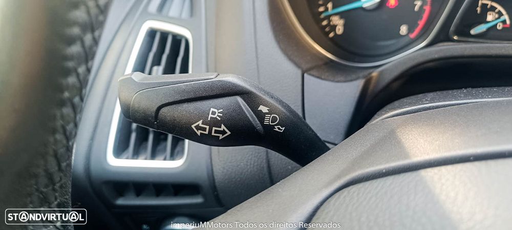 Ford Focus SW 1.0 EcoBoost S&S Titanium - 10