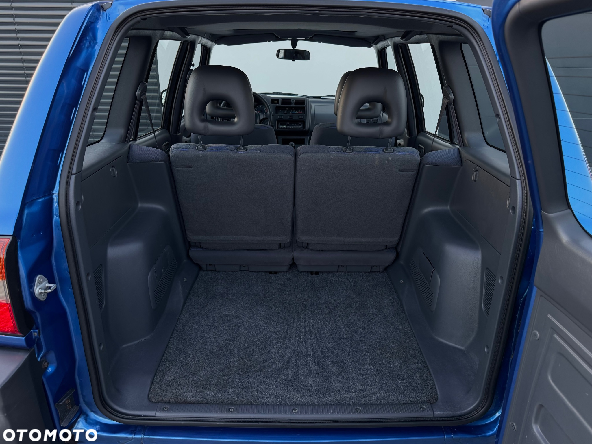 Toyota RAV4 2.0 - 34