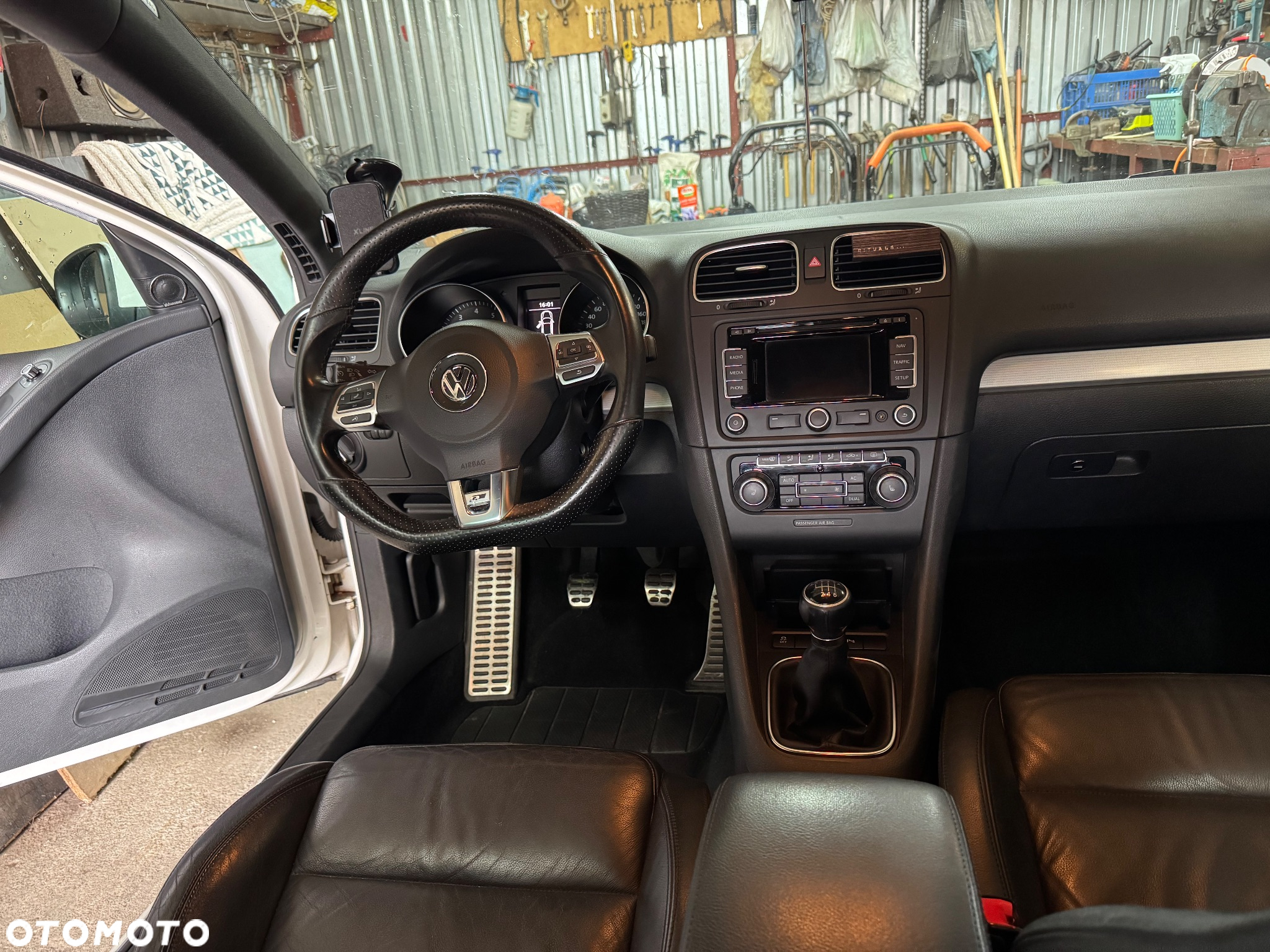 Volkswagen Golf - 15