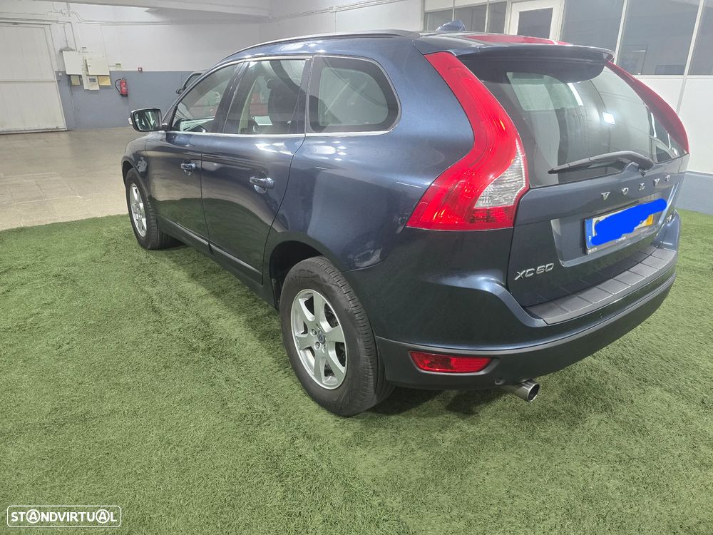 Volvo XC 60 2.0 D3 Drive Momentum Start/Stop - 6