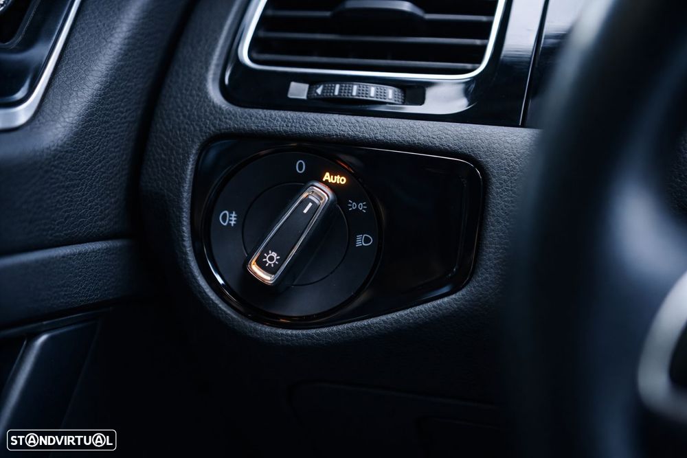 VW Golf 2.0 TSI GTI DSG - 24