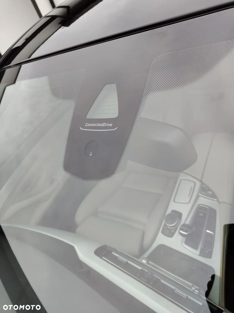 BMW Seria 5 530d - 29