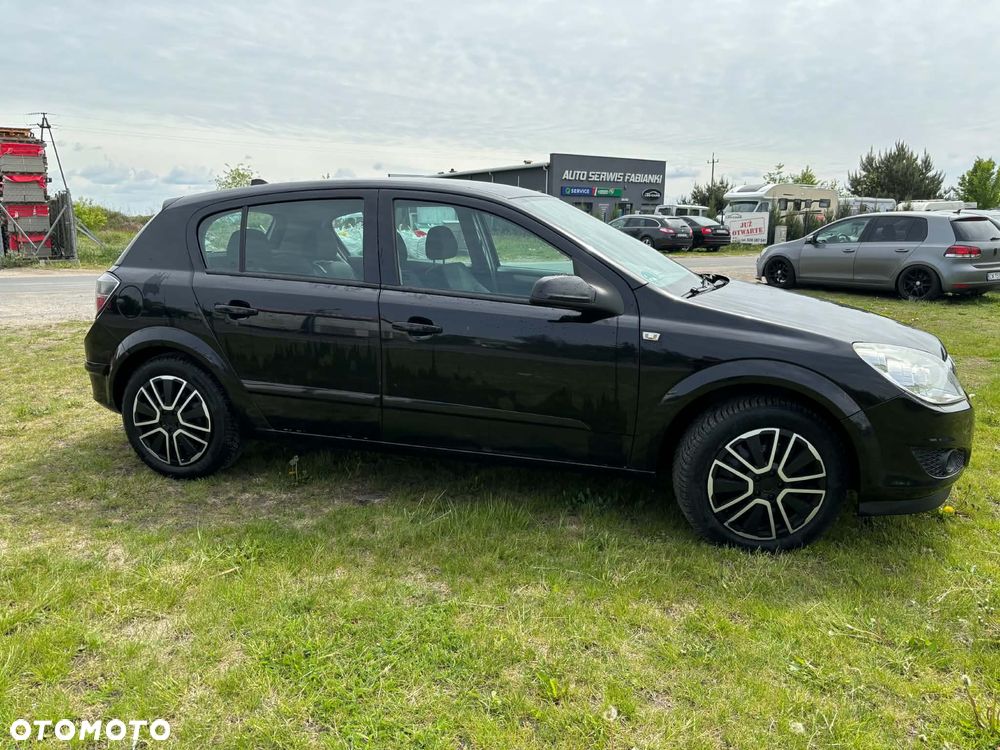 Opel Astra 1.9 CDTI Enjoy - 7