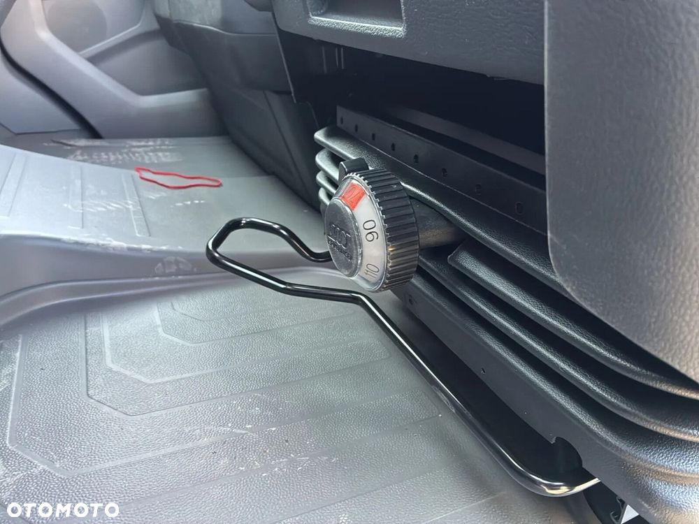 Volkswagen Crafter 35 Furgon L4H3, 2.0BiTDI 177KM, 4490mm, Wysoki dach - 33