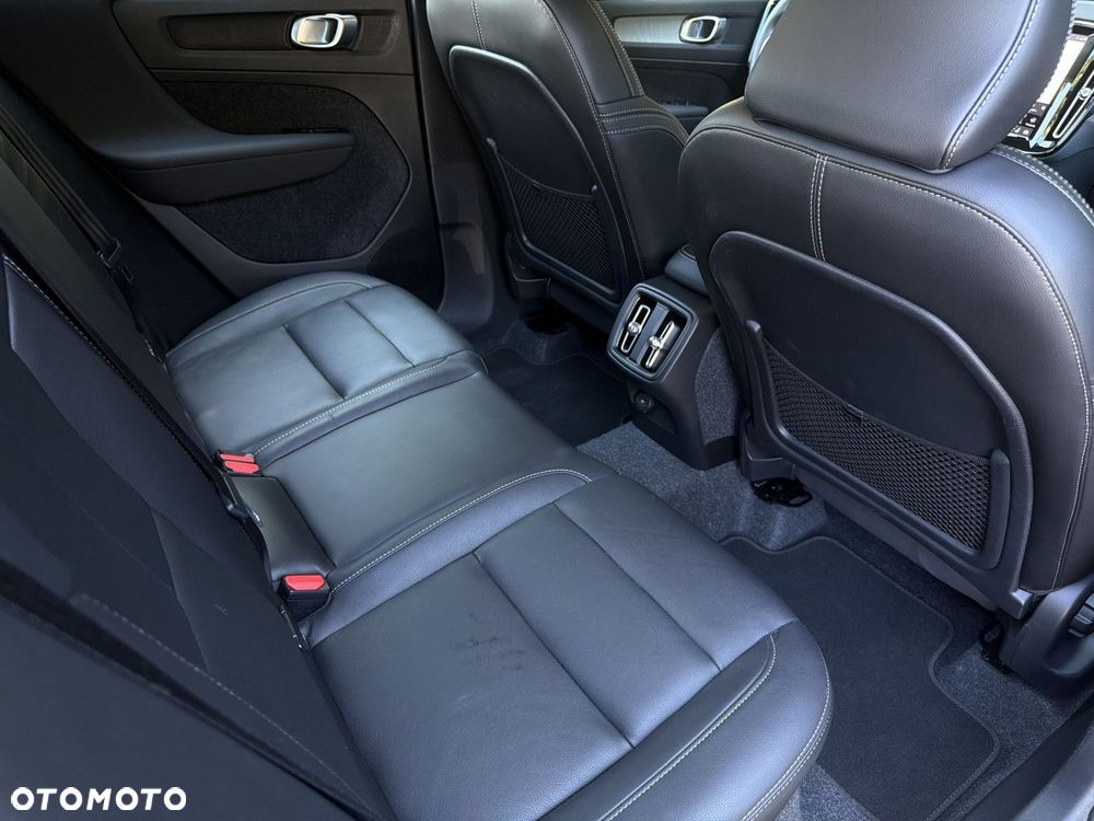 Volvo XC 40 - 21