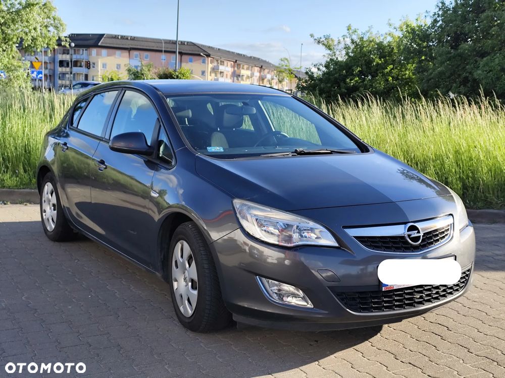Opel Astra 1.6 Enjoy - 2