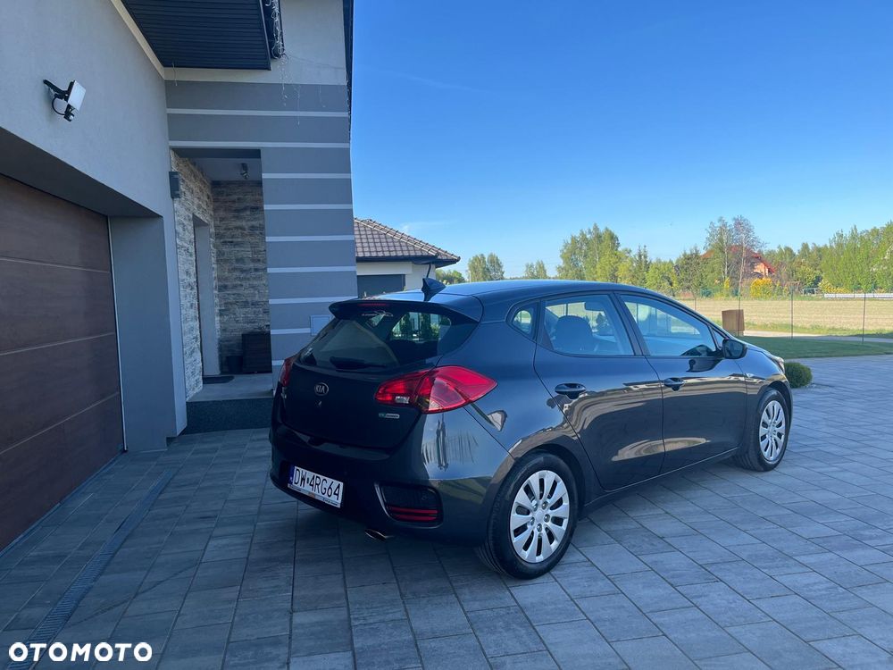 Kia Ceed - 7