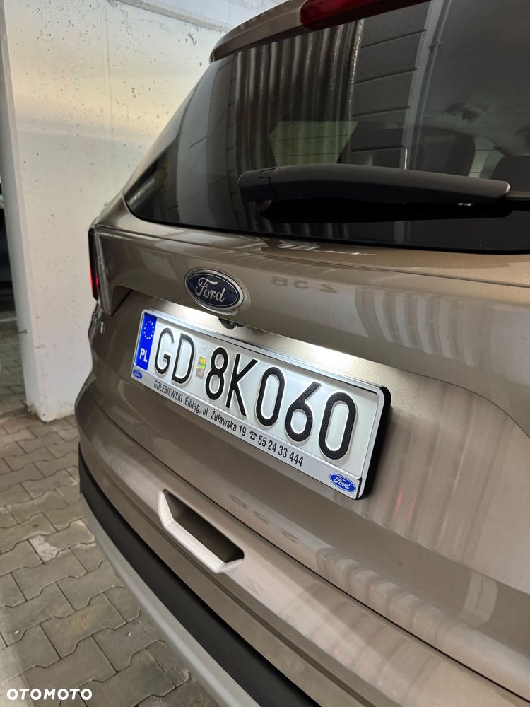 Ford Kuga 1.5 EcoBoost 2x4 Titanium - 15